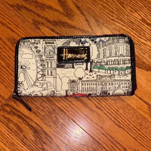 Harrods Handbags - Harrods Cityscape Wallet